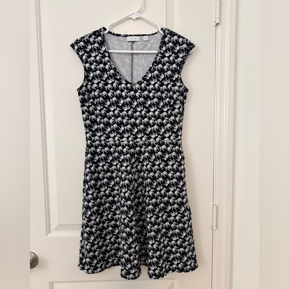 New York & Company Black and White elephant Print Dress